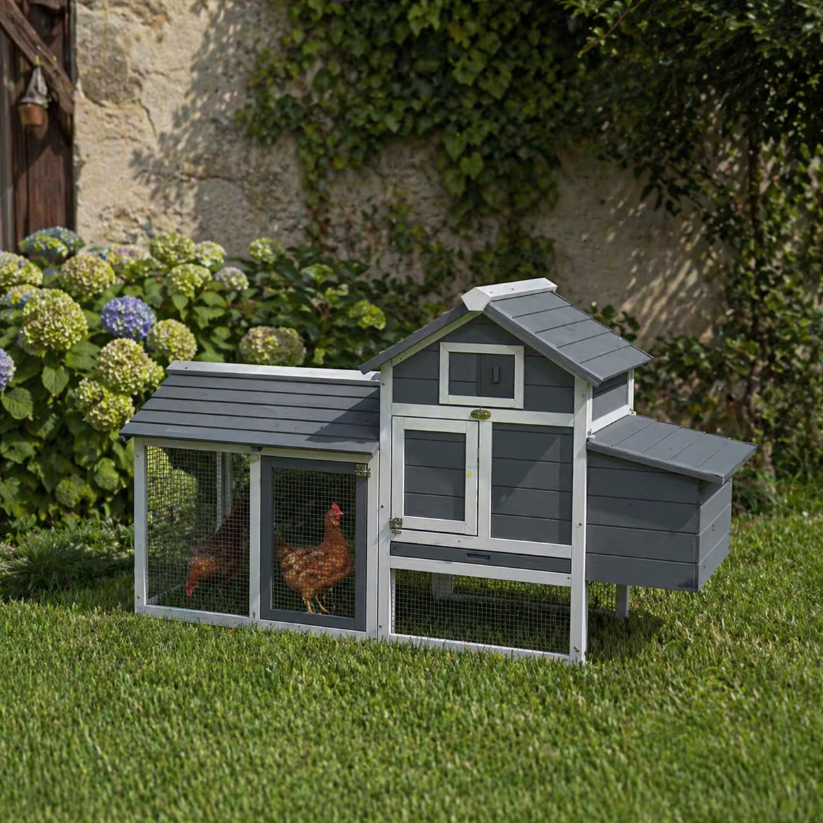 Poulailler gris pour deux poules